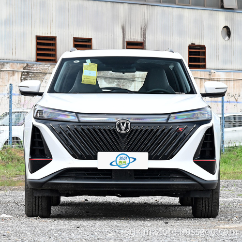 2023 in stock cinese Nuova auto a benzina Cina Changan CS75 Plus SUV SUV a 5 posti 1,5T in vendita